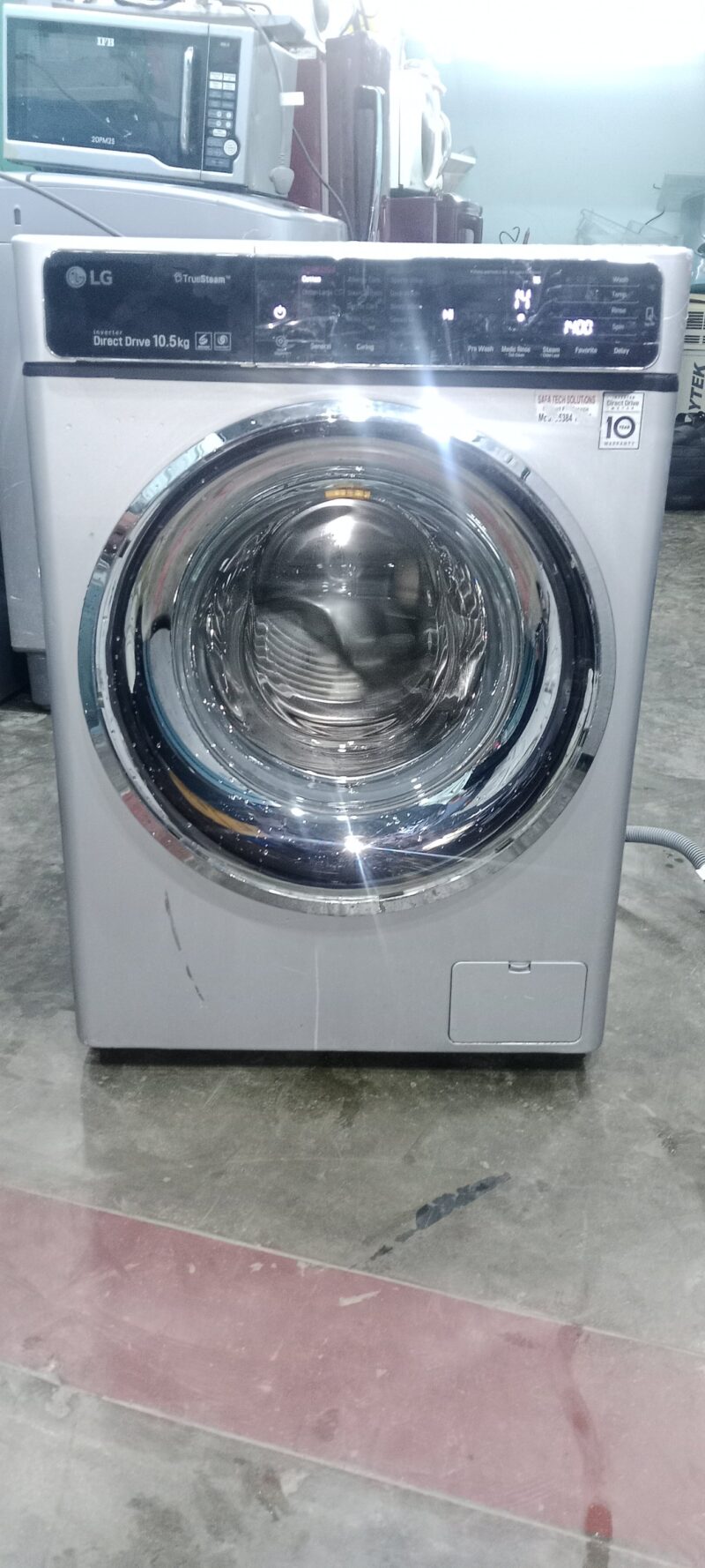 LG front load washing machine 10.5 kg